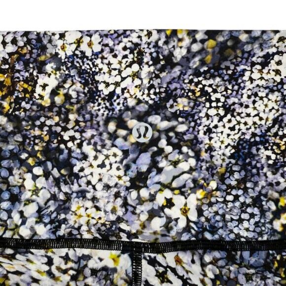 Lululemon Wunder Under Crop High-Rise Roll Down 23" In Floral Metropolis Multi 8 - Picture 6 of 7